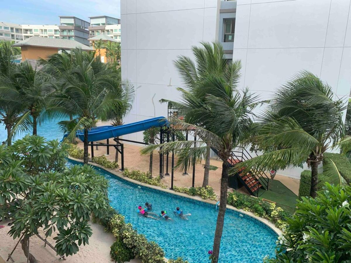 Laguna Beach Resort Maldives Pantai Jomtien Bagian luar foto